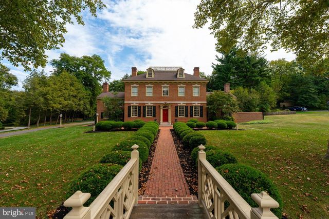 1101 SMALLBROOK LN, York, PA 17403