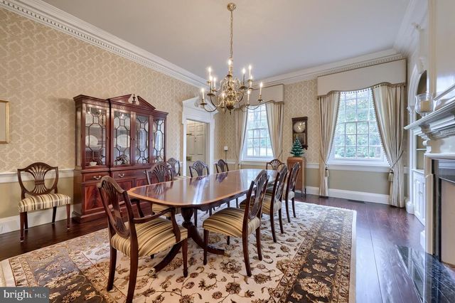 1101 SMALLBROOK LN, York, PA 17403