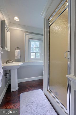 1101 SMALLBROOK LN, York, PA 17403