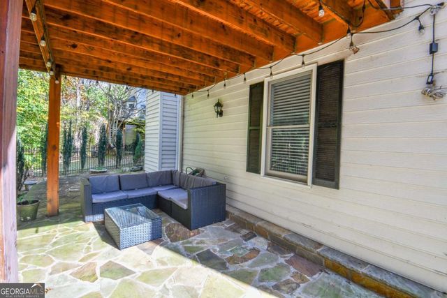 1865 Oak Tree Hollow, Alpharetta, GA 30005