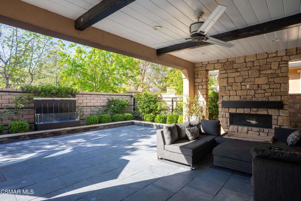 Image 10 of property listing at 3748 Gazebo Lane, Camarillo, CA 93012