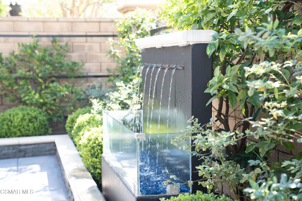 Image 12 of property listing at 3748 Gazebo Lane, Camarillo, CA 93012