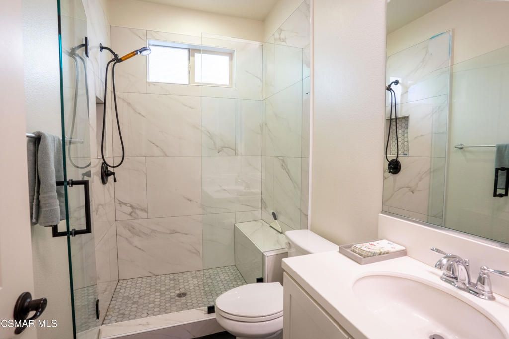 Image 15 of property listing at 3748 Gazebo Lane, Camarillo, CA 93012