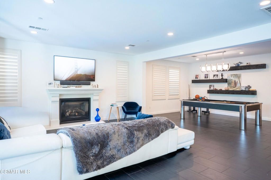 Image 5 of property listing at 3748 Gazebo Lane, Camarillo, CA 93012