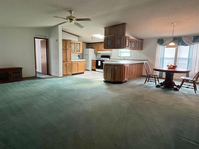 1268 Oak Brook Lane, Portage, MI 49002