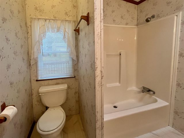 1268 Oak Brook Lane, Portage, MI 49002