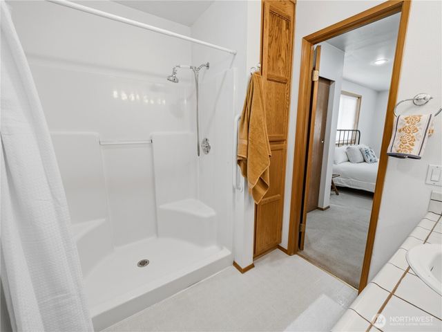 12728 Pioneer Way E, Buckley, WA 98321