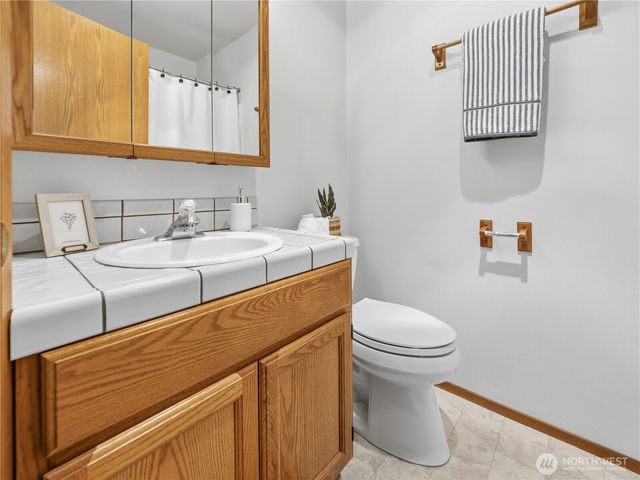 12728 Pioneer Way E, Buckley, WA 98321