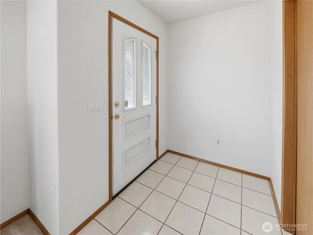 12728 Pioneer Way E, Buckley, WA 98321