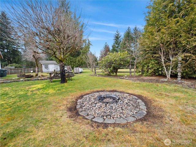 12728 Pioneer Way E, Buckley, WA 98321