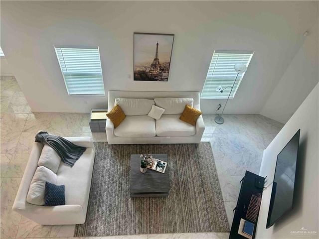 2303 S 42nd Lane, Mcallen, TX 78503