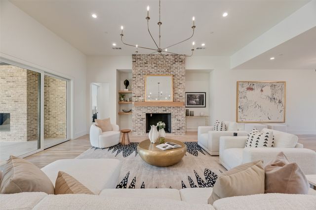 4074 S Better Drive, Dallas, TX 75229