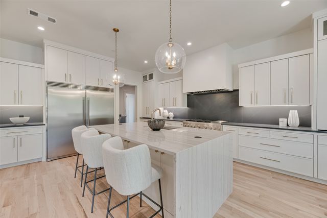 4074 S Better Drive, Dallas, TX 75229