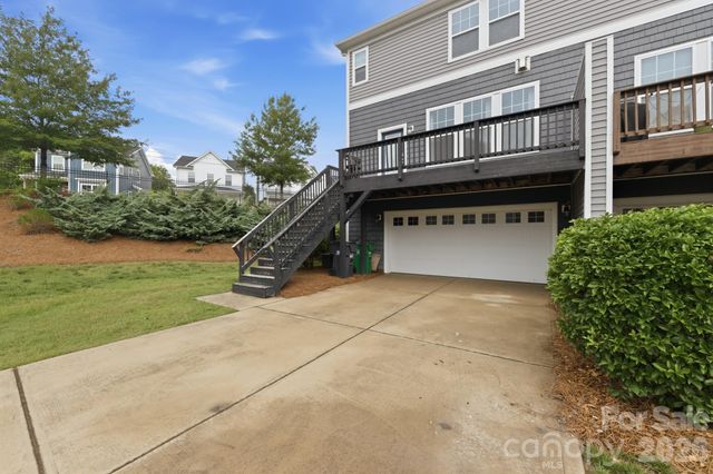 1502 Sharon Road W, Charlotte, NC 28210