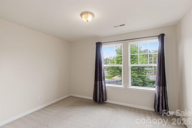 1502 Sharon Road W, Charlotte, NC 28210
