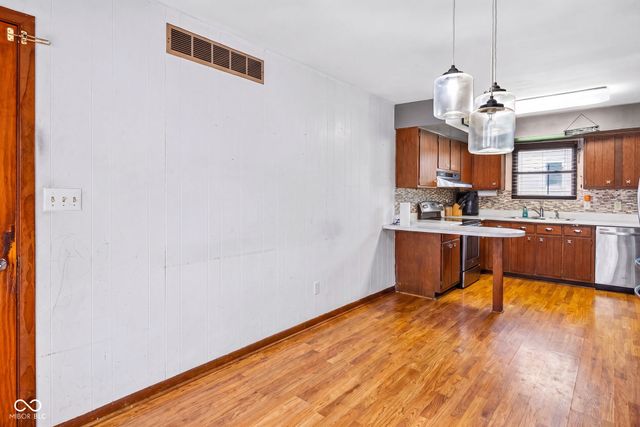 15 W Joseph Street, Brazil, IN 47834