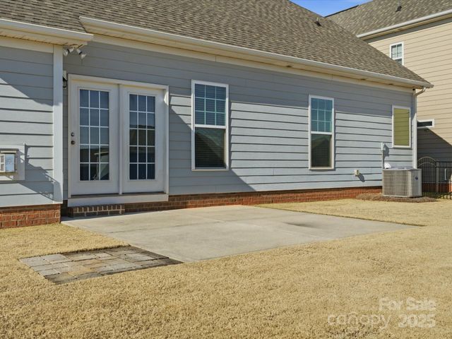 1005 Argentium Way, Waxhaw, NC 28173
