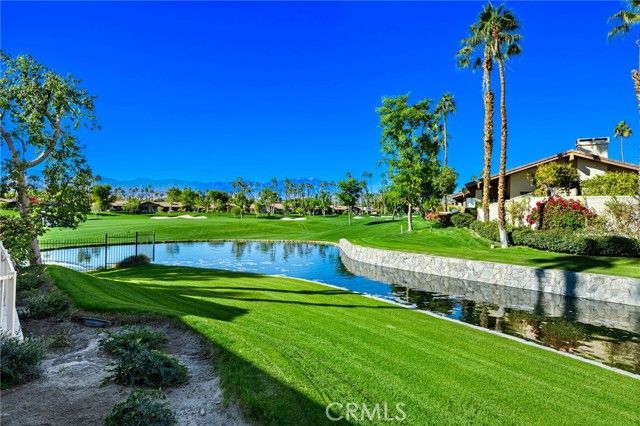 57 Ponderosa Circle, Palm Desert, CA 92211