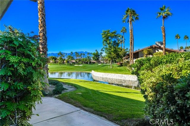 57 Ponderosa Circle, Palm Desert, CA 92211