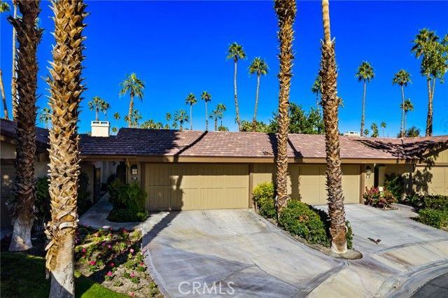 57 Ponderosa Circle, Palm Desert, CA 92211