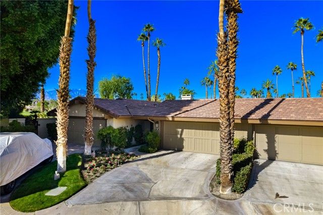 57 Ponderosa Circle, Palm Desert, CA 92211