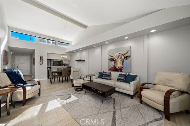 57 Ponderosa Circle, Palm Desert, CA 92211