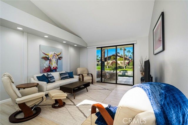 57 Ponderosa Circle, Palm Desert, CA 92211