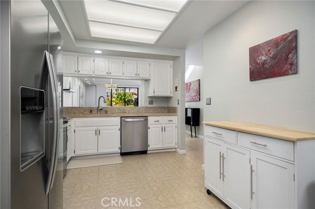 57 Ponderosa Circle, Palm Desert, CA 92211