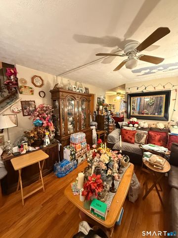 280 Capen Street 34, Hartford, CT 06112