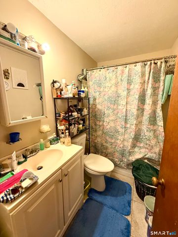 280 Capen Street 34, Hartford, CT 06112