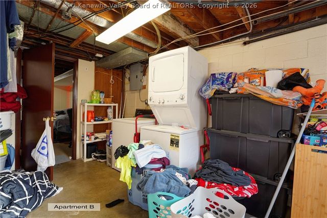 122 Arlington Avenue, Charleston, WV 25302