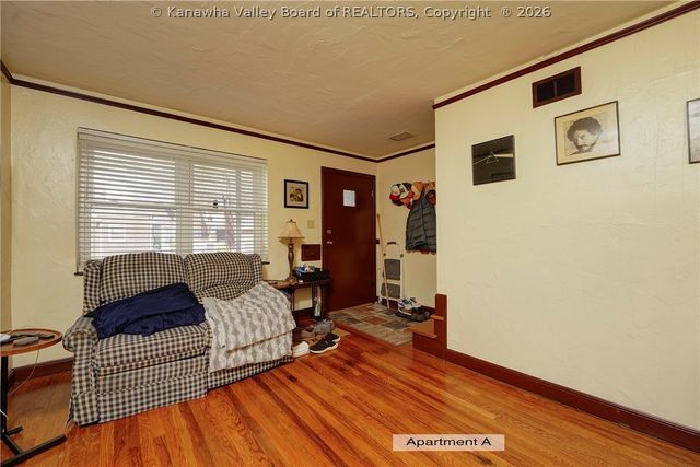 122 Arlington Avenue, Charleston, WV 25302