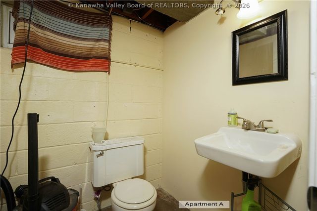 122 Arlington Avenue, Charleston, WV 25302