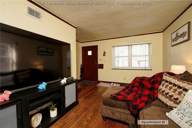 122 Arlington Avenue, Charleston, WV 25302