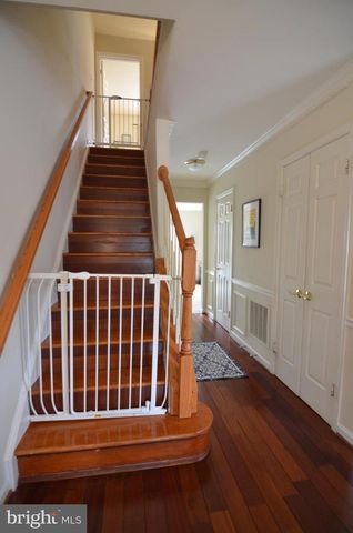 2039 GALLOWS TREE CT, Vienna, VA 22182