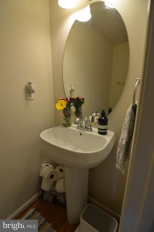 2039 GALLOWS TREE CT, Vienna, VA 22182
