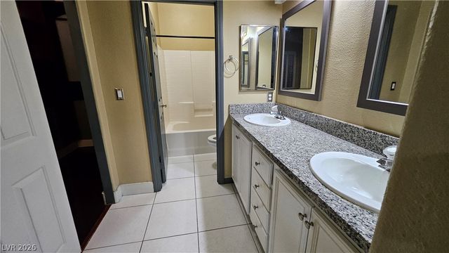 300 Tayman Park Avenue, Las Vegas, NV 89148
