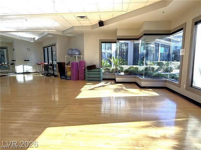 300 Tayman Park Avenue, Las Vegas, NV 89148