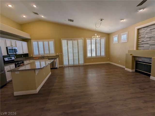 300 Tayman Park Avenue, Las Vegas, NV 89148