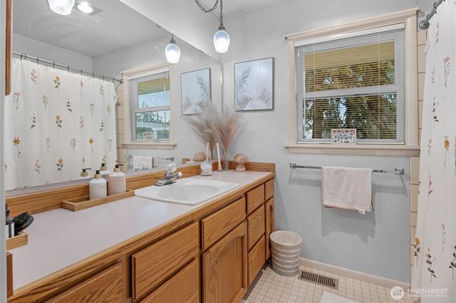 5907 88th St NE, Marysville, WA 98270
