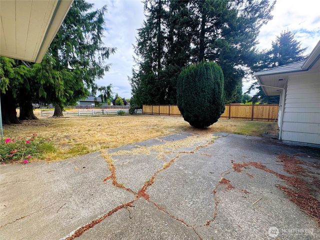 5907 88th St NE, Marysville, WA 98270
