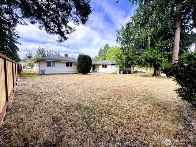 5907 88th St NE, Marysville, WA 98270