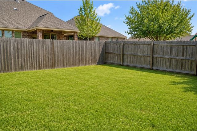4202 Cedar Creek Court, College Station, TX 77845