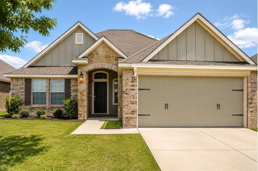 4202 Cedar Creek Court, College Station, TX 77845