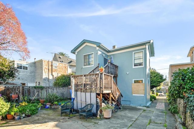2319 Ward Street, Berkeley, CA 94705
