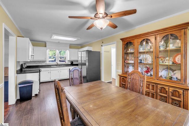 202 Green Meadows Circle, Fountain Inn, SC 29644