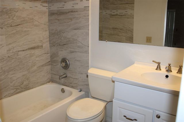 6121 56TH AVENUE N, St Petersburg, FL 33709