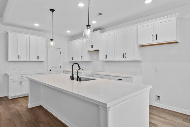 2020 Blue Mar Drive, Brookshire, TX 77423