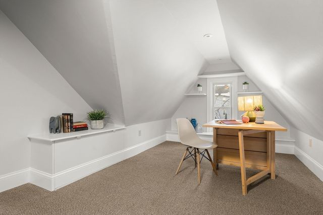 23 Rowe St 23, Boston, MA 02131