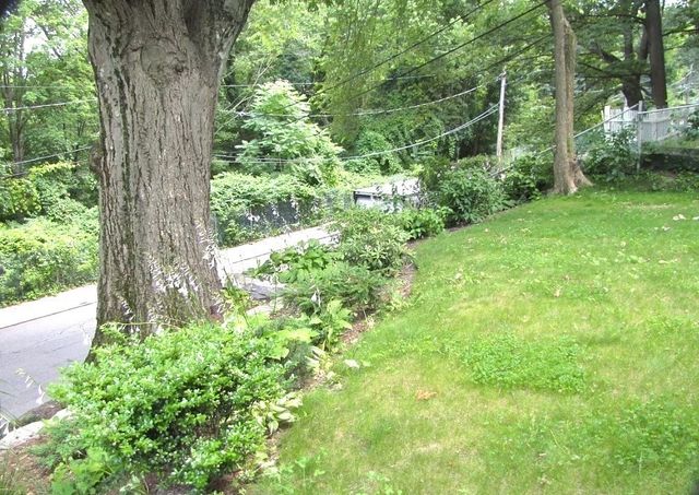 23 Rowe St 23, Boston, MA 02131